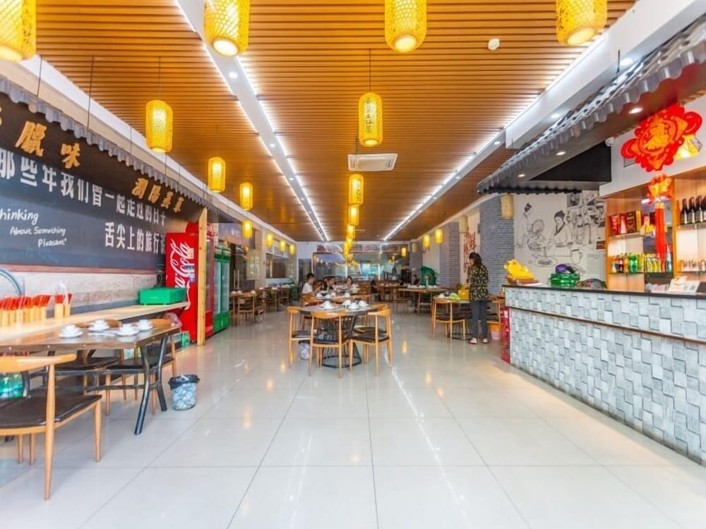 Фото GreenTree Alliance Sanya Jiyang District Yalongwan Road Hotel