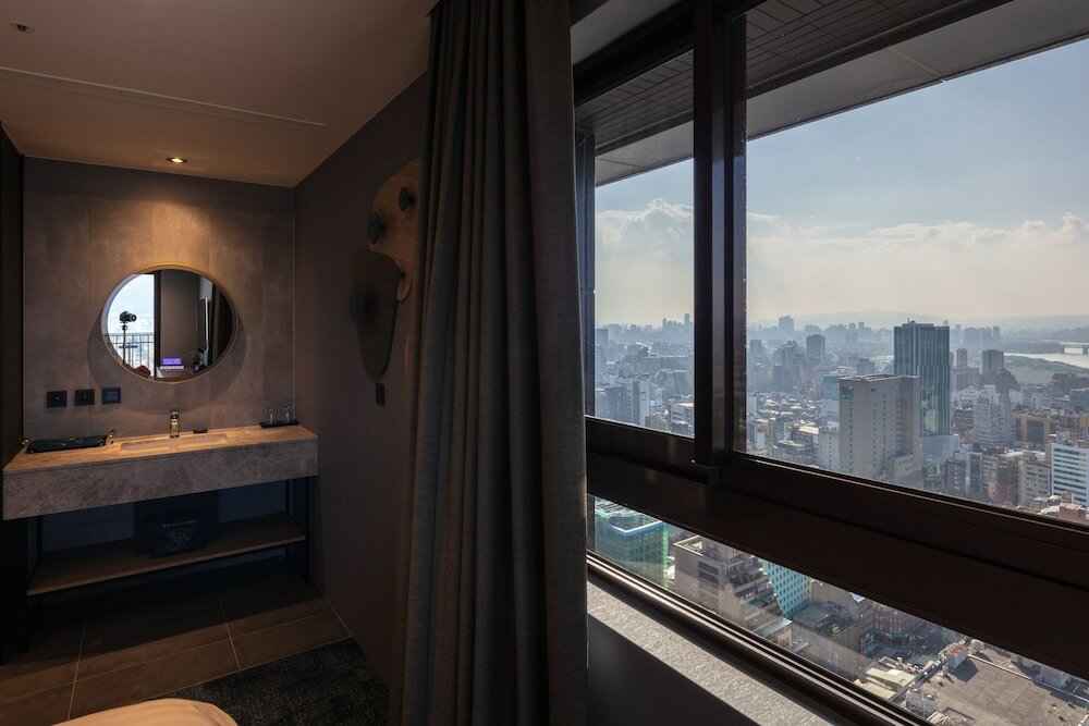 Фото Roaders Plus Hotel Taipei Station