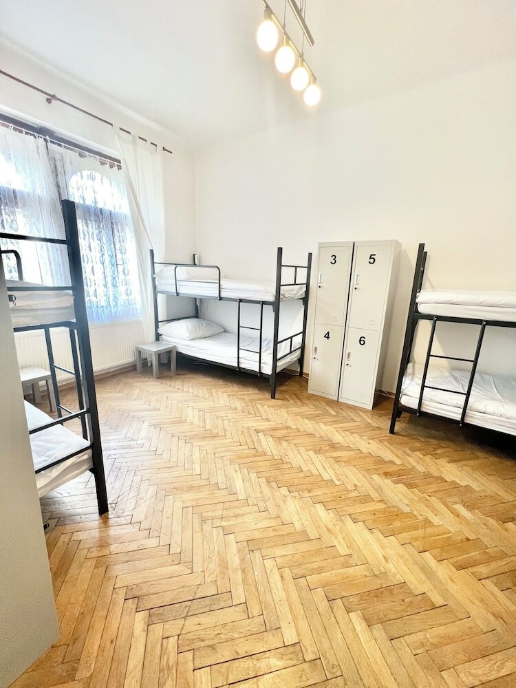 Фото Hostel Jasmin