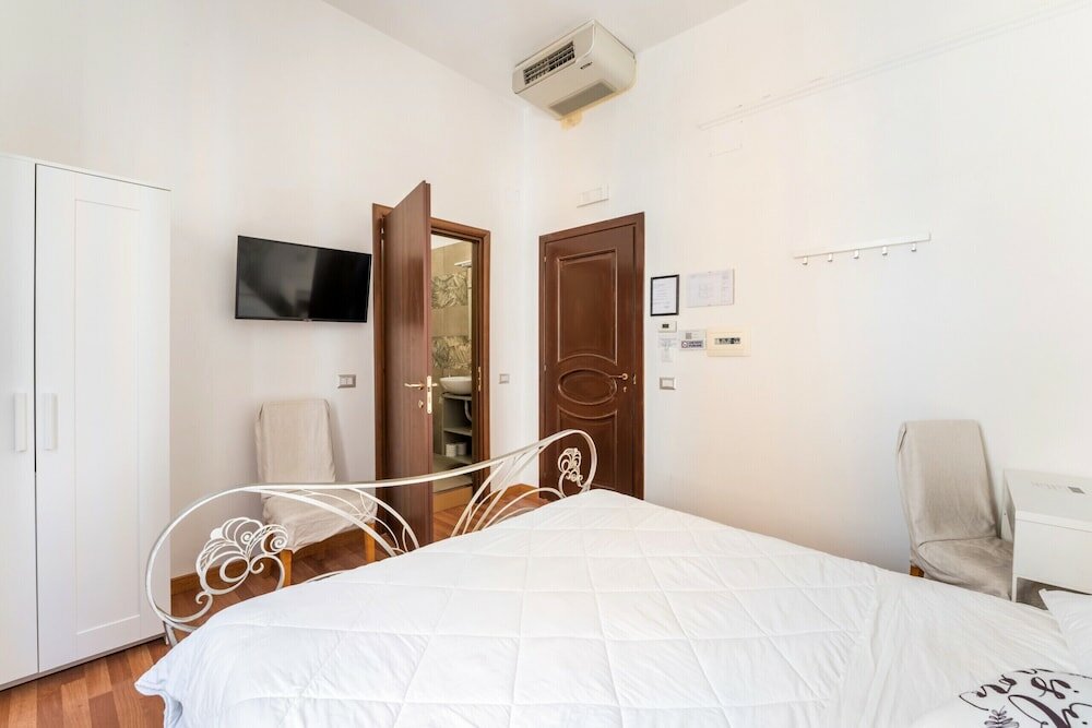 Фото Rooms Piramide