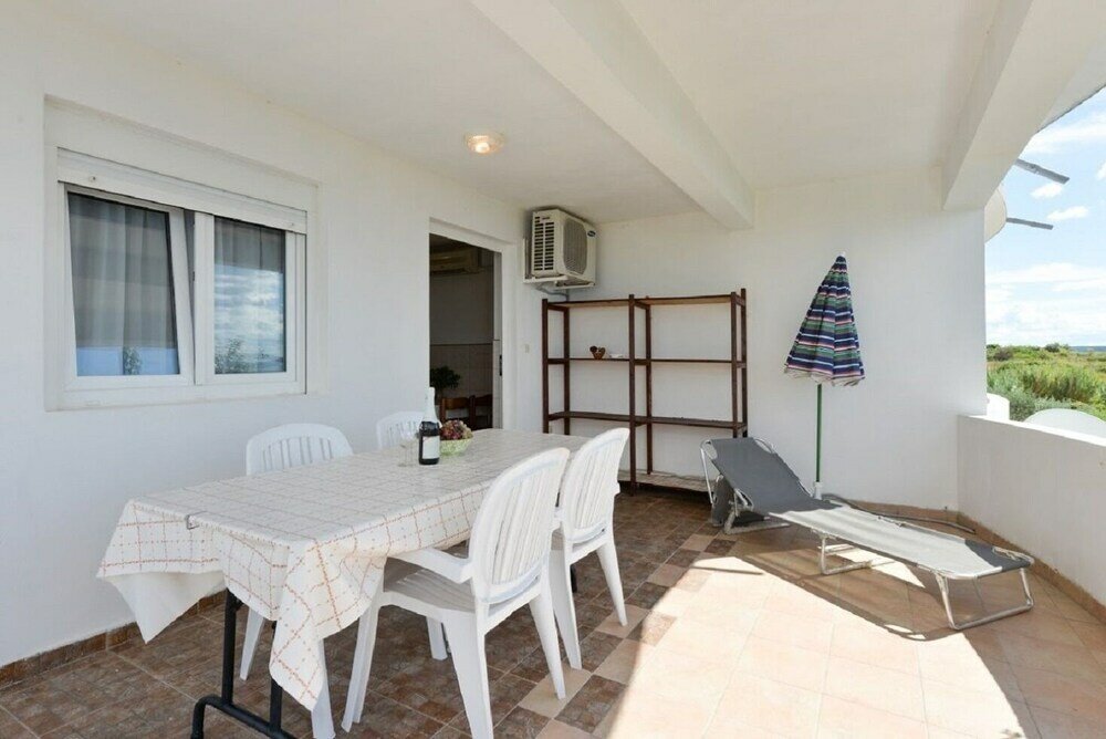 Фото Edi - Amazing Location by the sea - A2