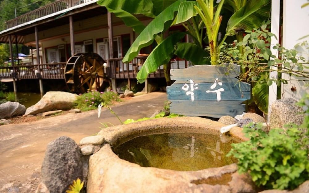 Фото Yangyang Sigol Punggyeong Pension