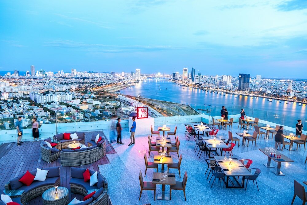 Фото Wyndham Danang Golden Bay