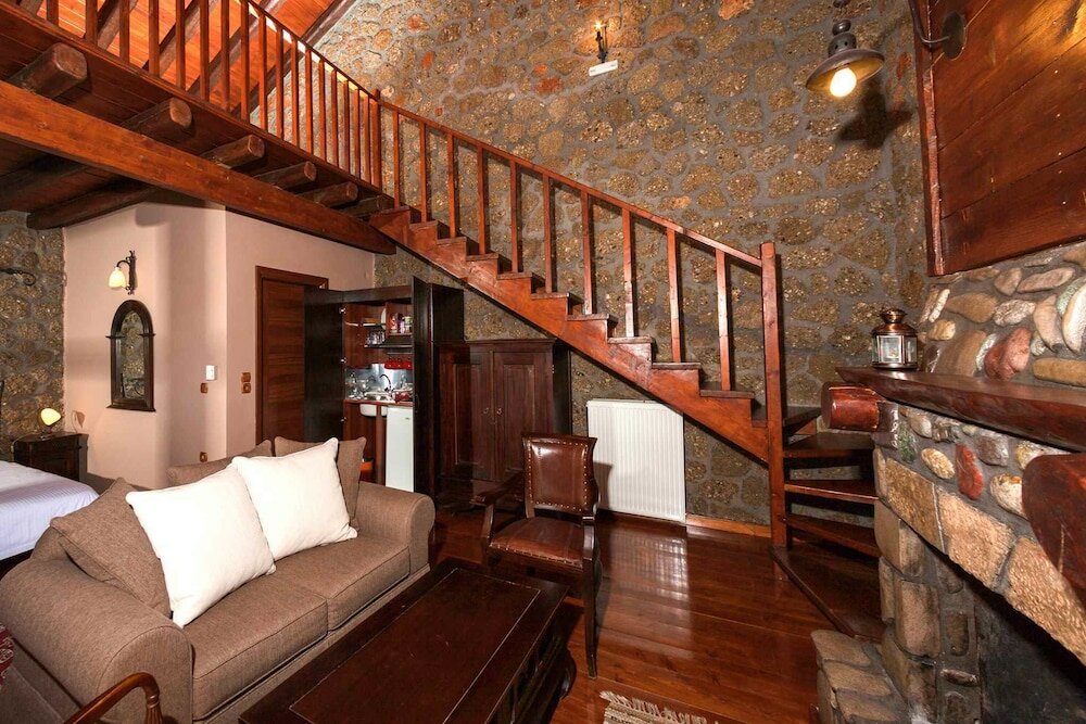 Фото Pera Alonia Guest House