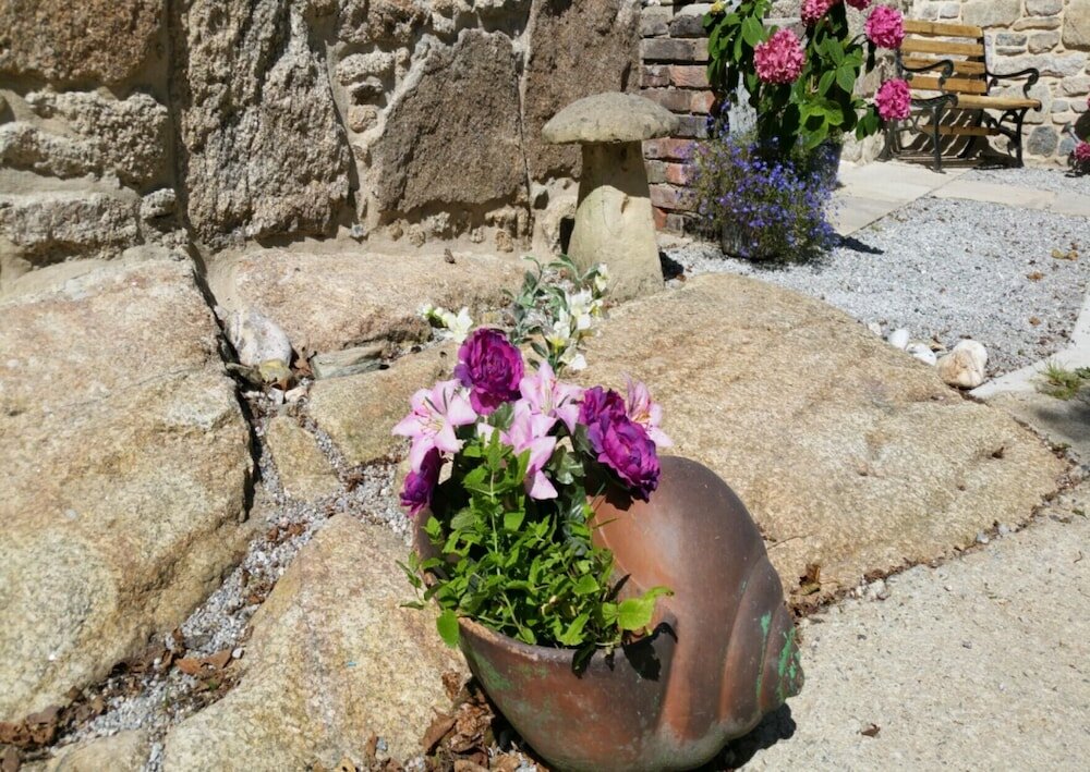 Фото Wesley House Holiday Cottages