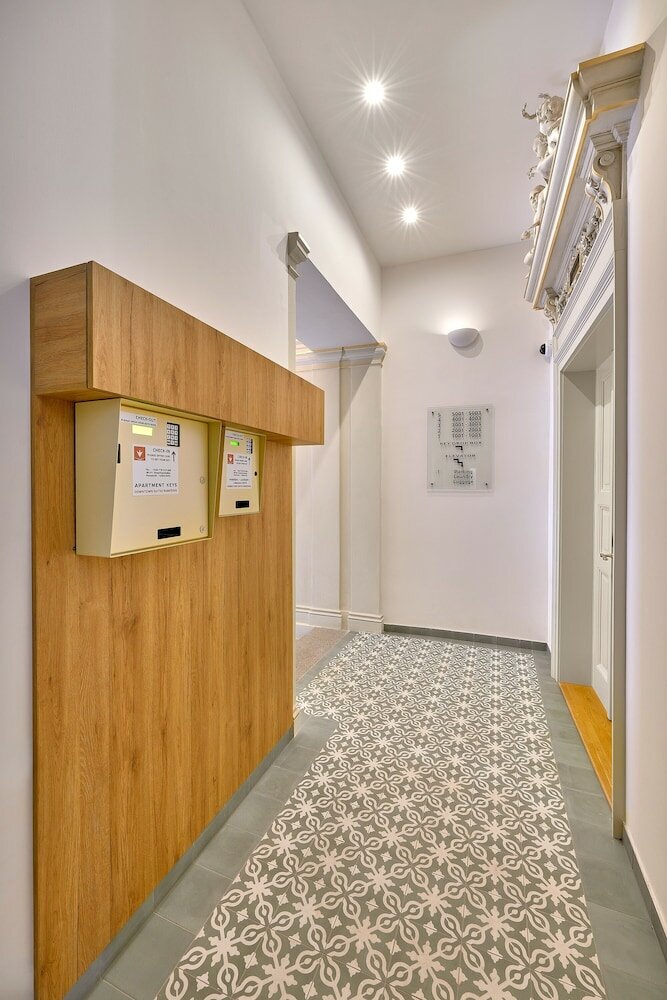 Фото DownTown Suites Rubesova