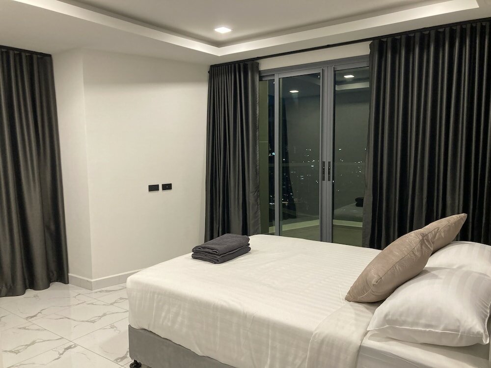 Фото Arcadia Millennium Tower by Psr