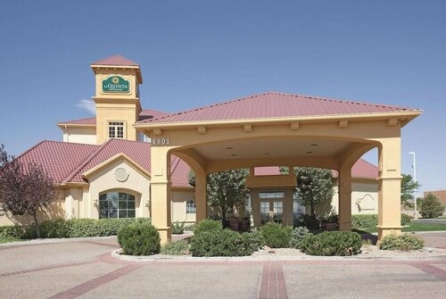 Гостиница La Quinta Inn & Suites by Wyndham Pueblo в Пуэбло