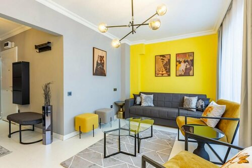 Апартаменты Central and Chic Flat on Rumeli Street Nisantasi в Шишли