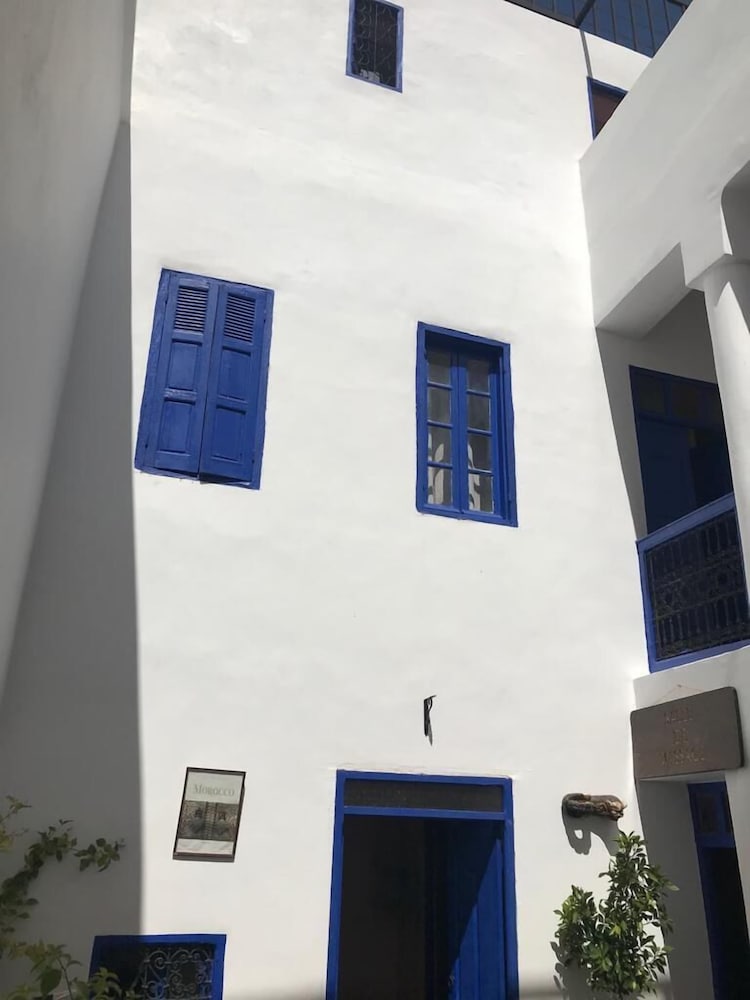 Фото Riad Dar Lfonoun