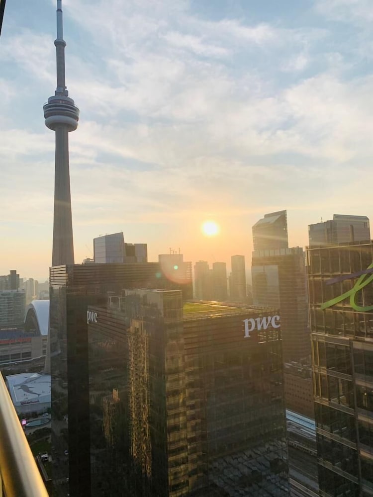 Фото Platinum Suites - Scotia Bank Arena