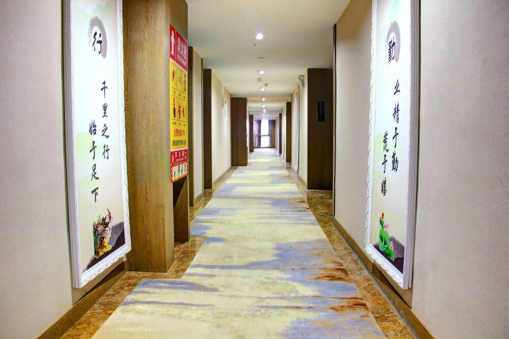 Фото Guiyang Jianghao Grand Hotel