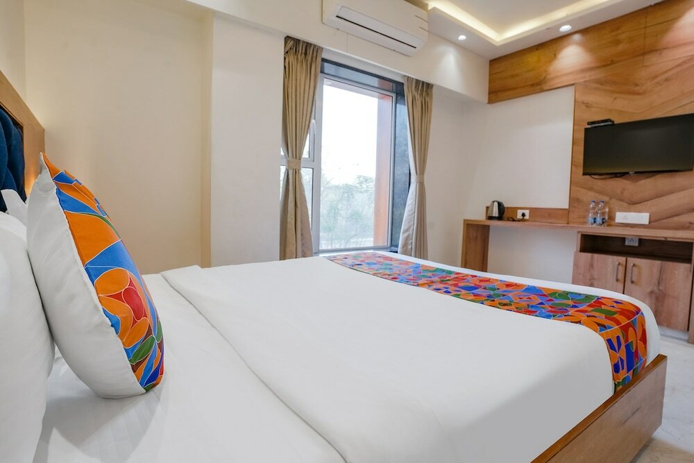 Фото Fabhotel Pancharatna Regency