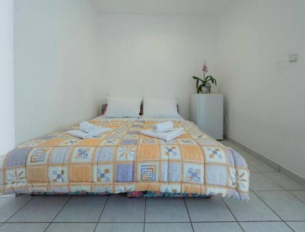 Фото Mediterranean Guest House Balkan