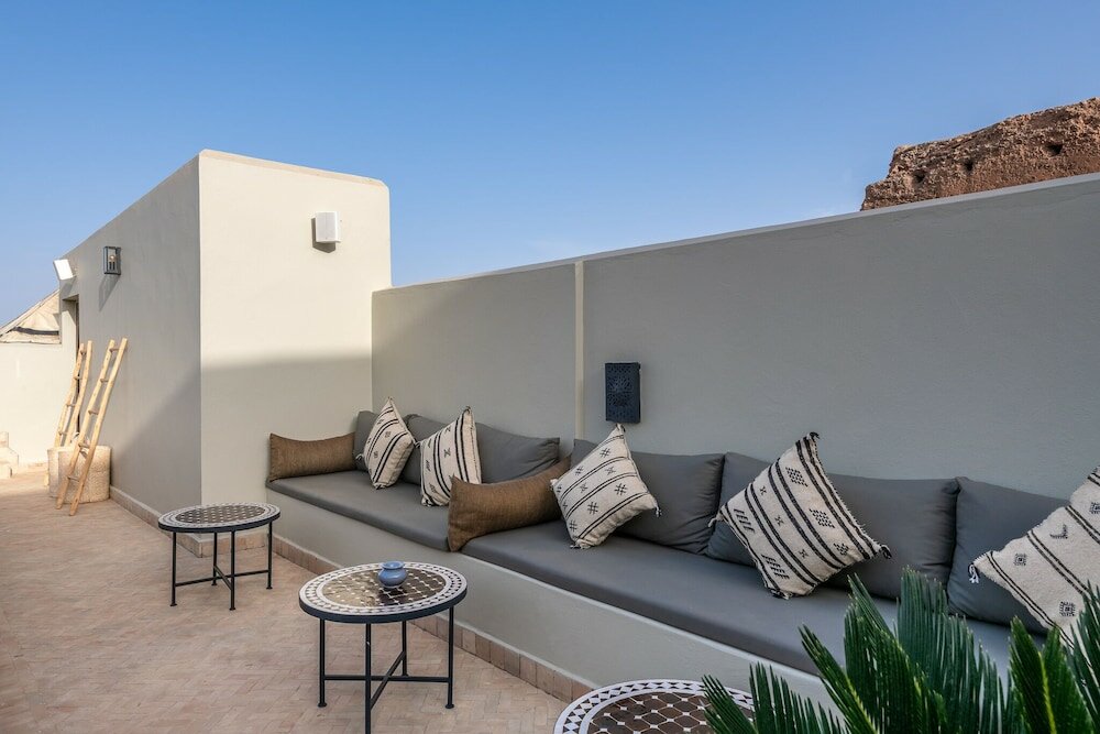 Фото Riad Louhou