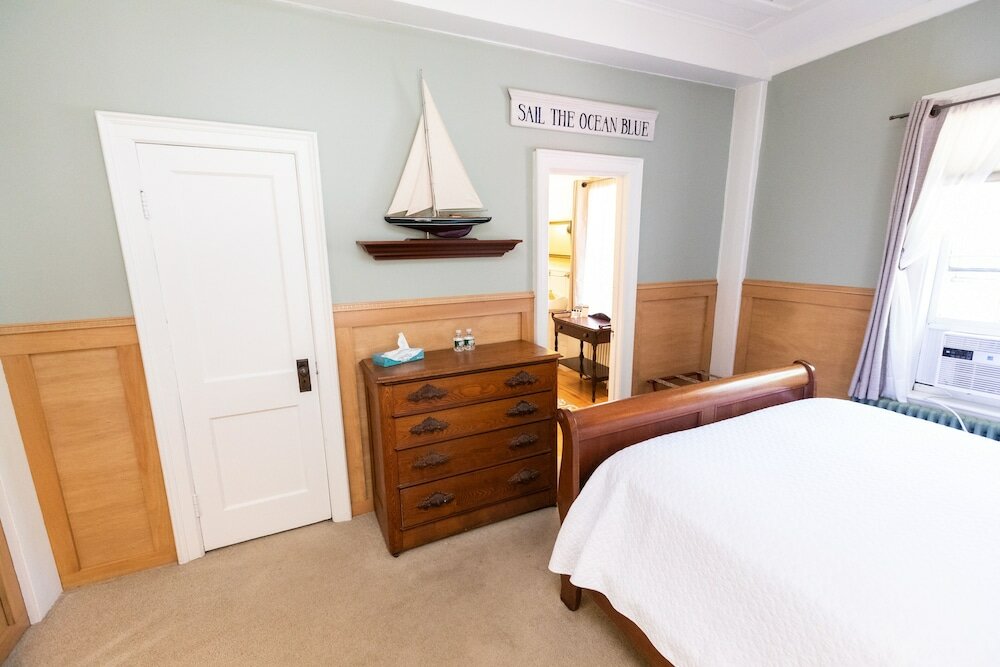 Фото Waybury Inn