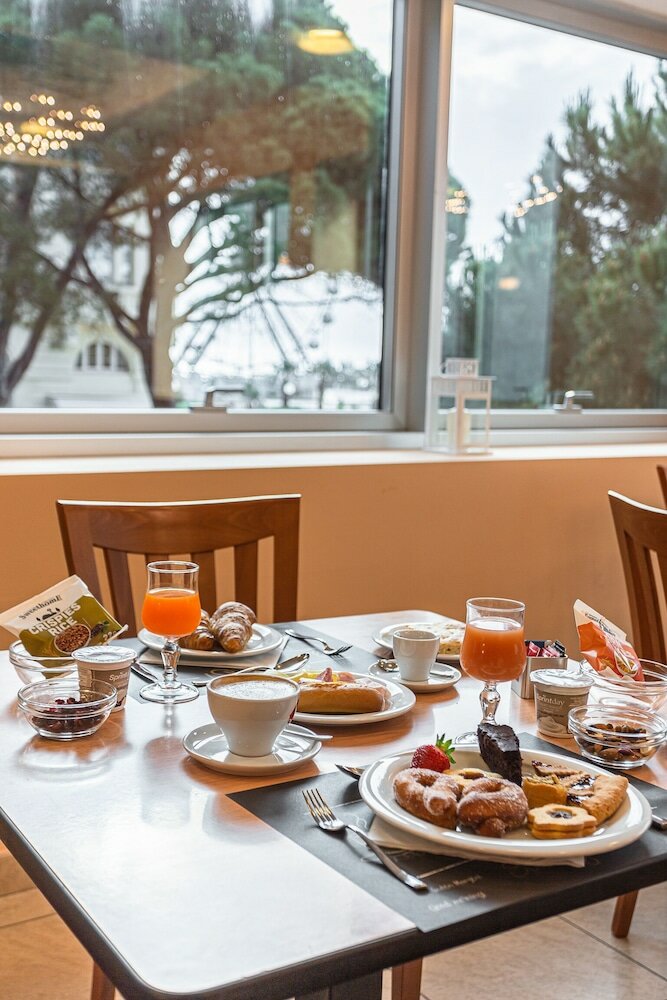 Фото Hotel Villa Maria