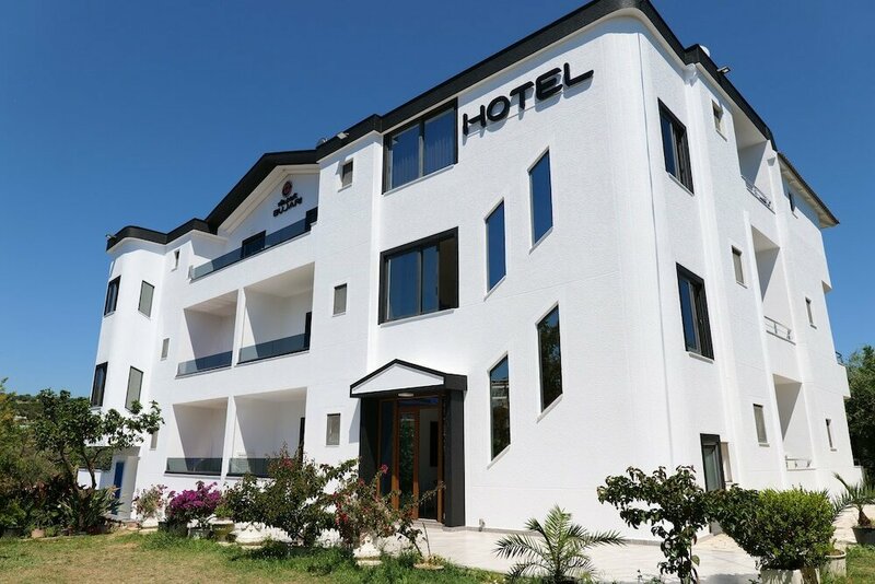 Гостиница Hotel Vila Park Bujari Ksamil в Ксамиле