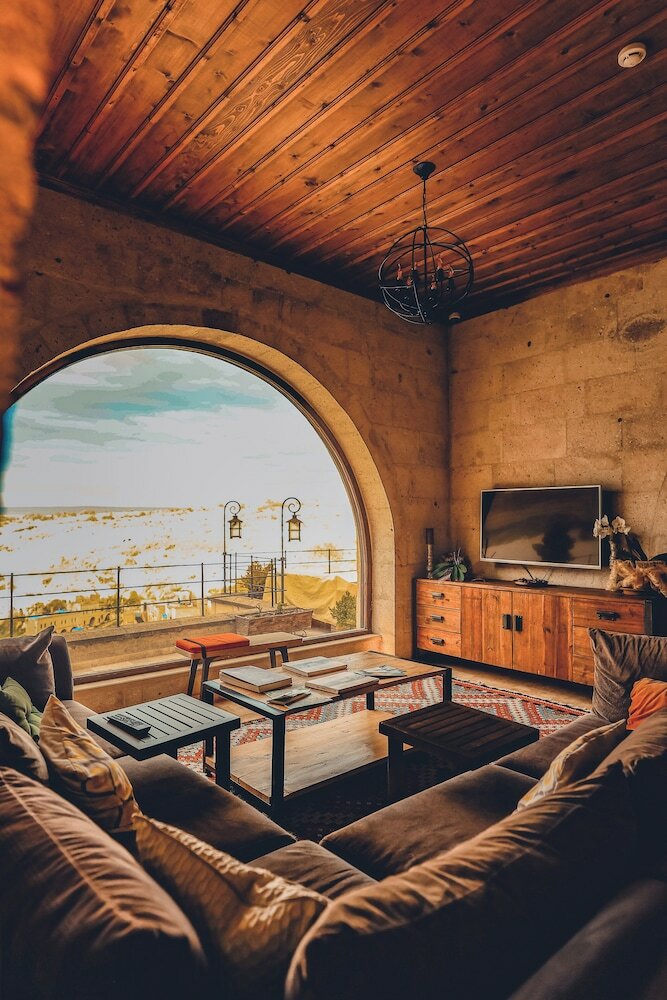 Фото Nino Cave Suites