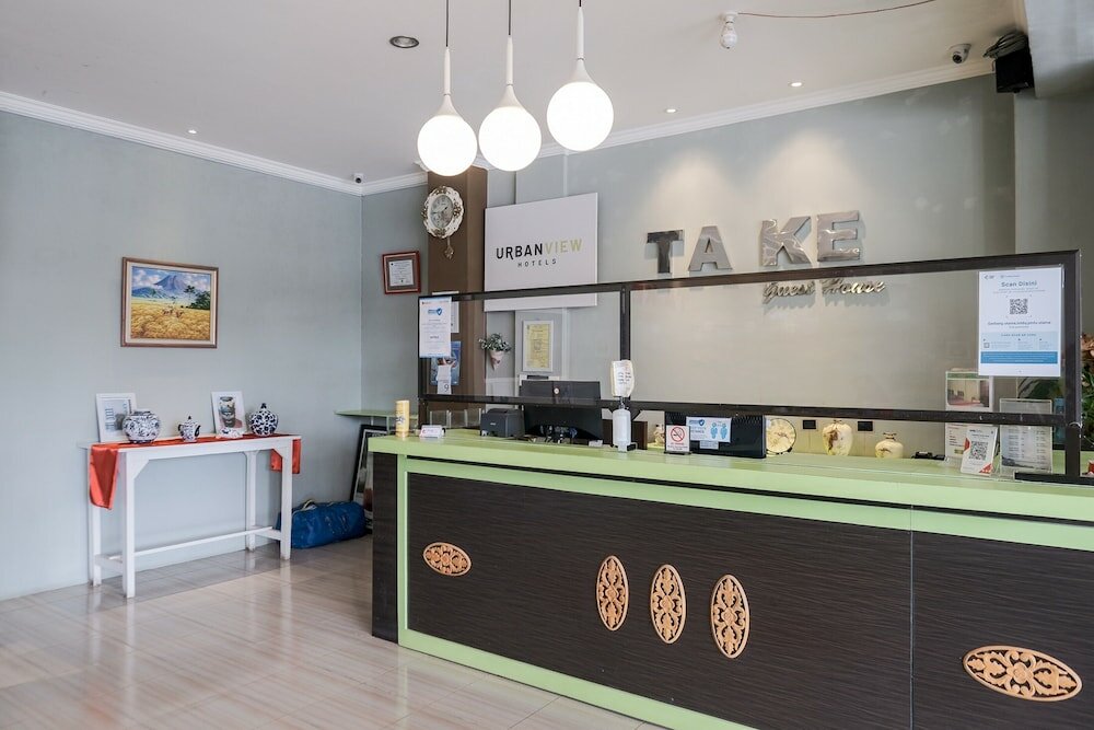 Фото Urbanview Hotel Ta Ke Jelutung Jambi
