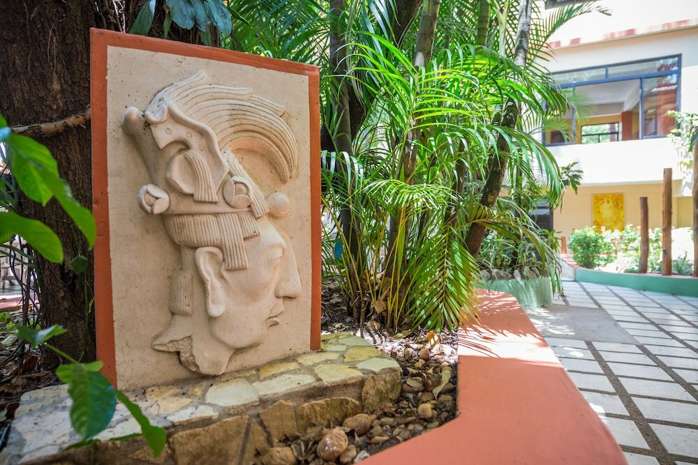 Фото Maya Tulipanes Express