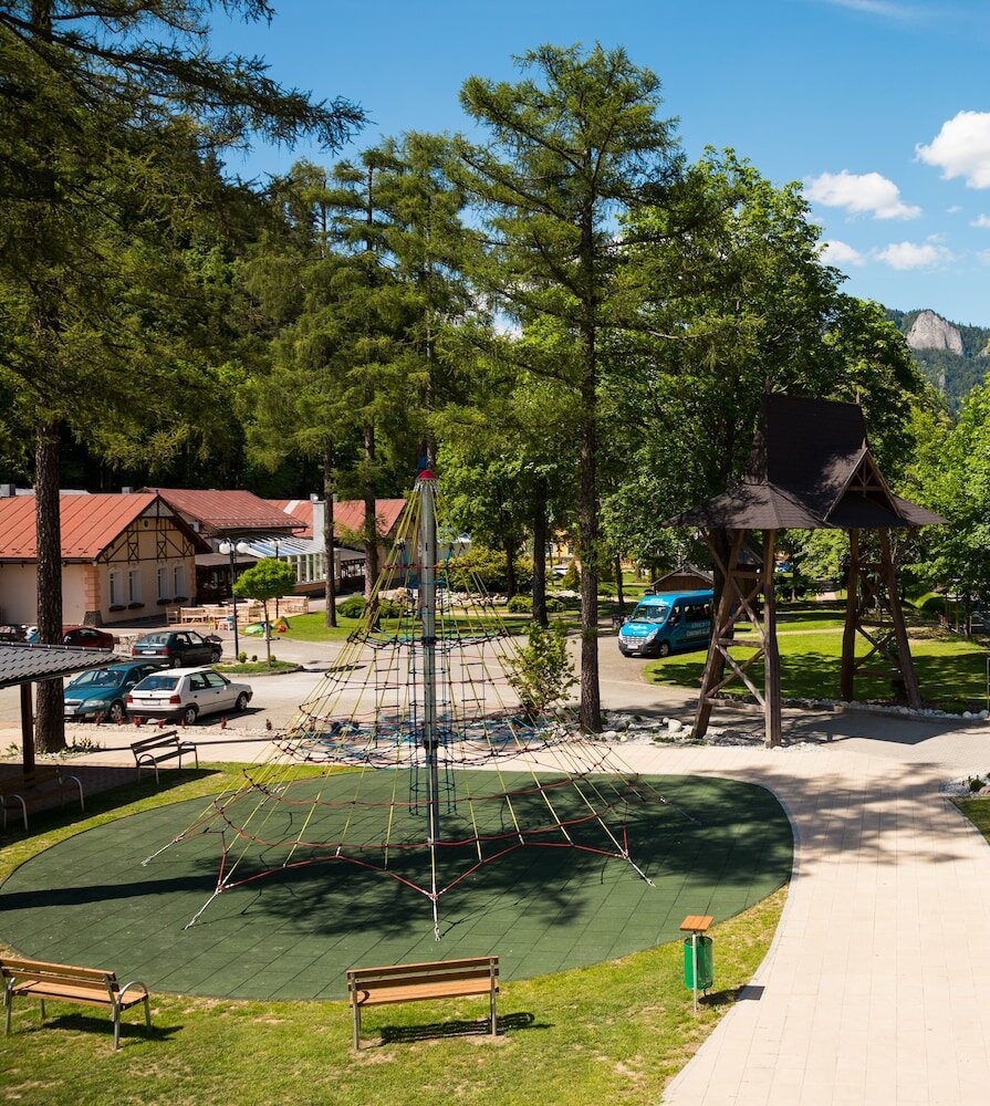 Фото Kupele Cerveny Klastor Smerdzonka