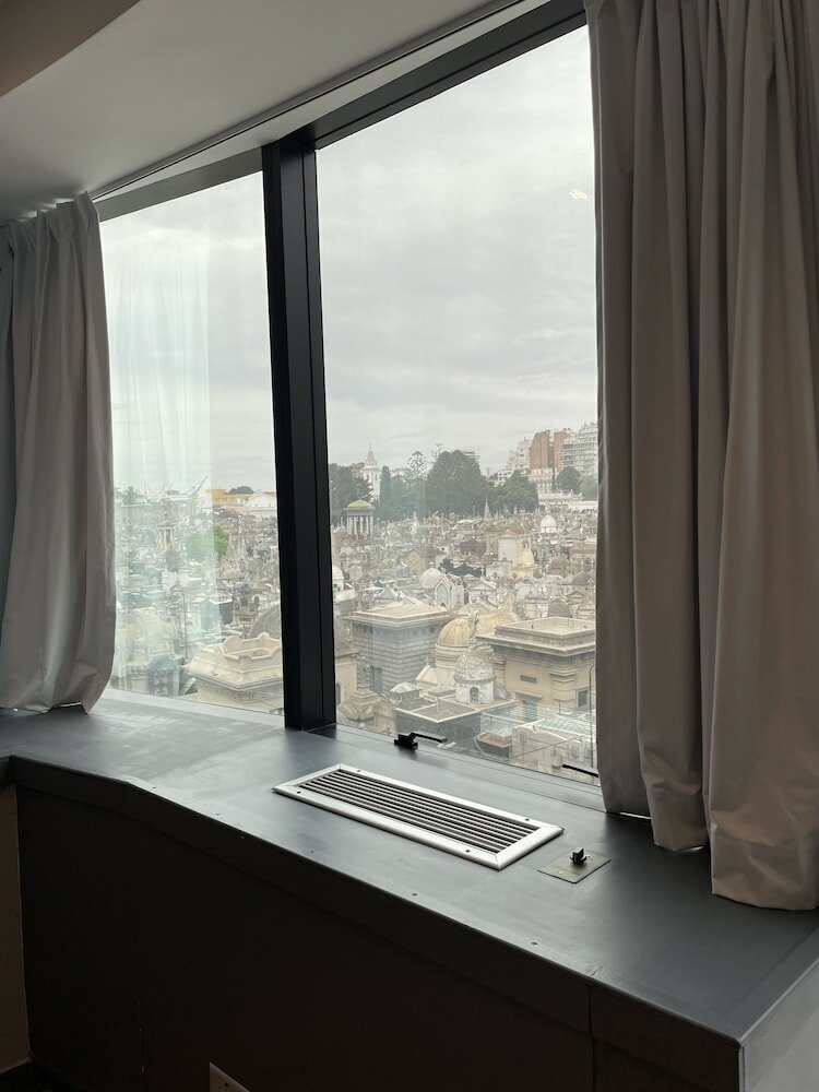 Фото Mons Hostel