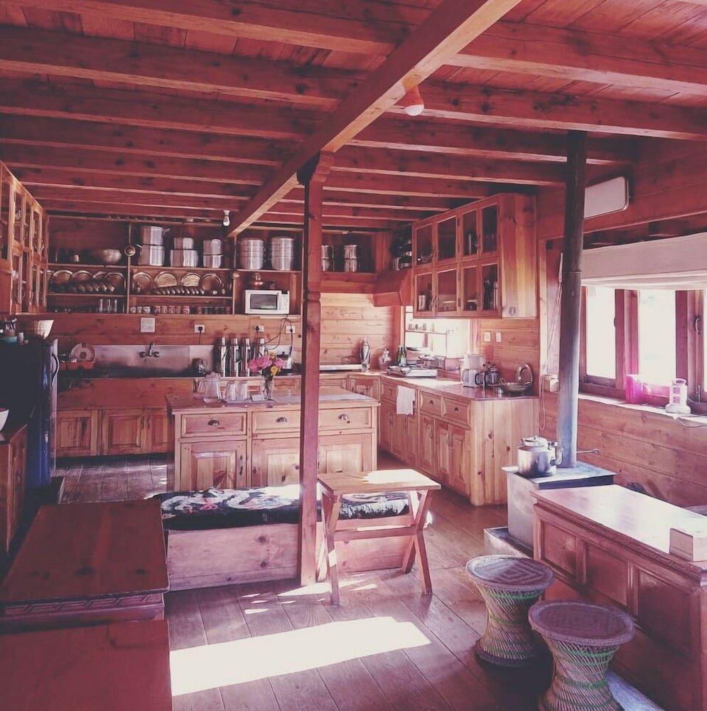 Фото Kyirmu Lodge Phaplu