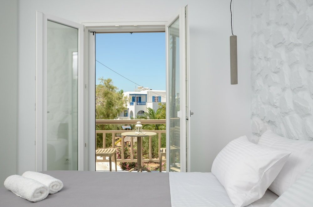 Фото Elegant Apartments