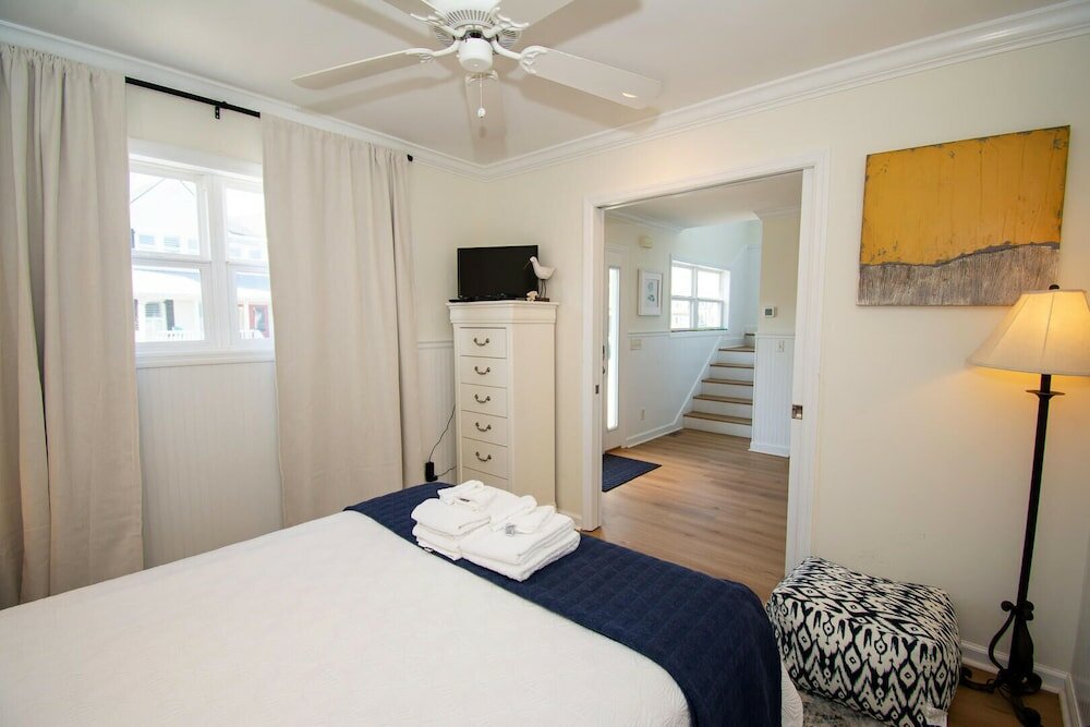 Фото 326 Ocean Point Drive