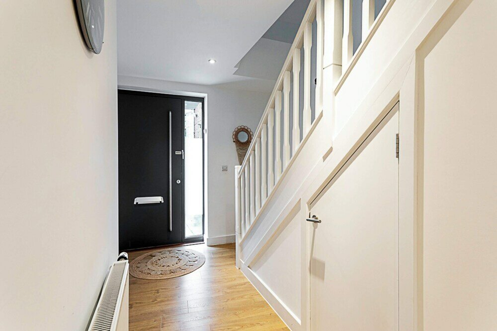 Фото Quiet and Spacious Four Bedroom House