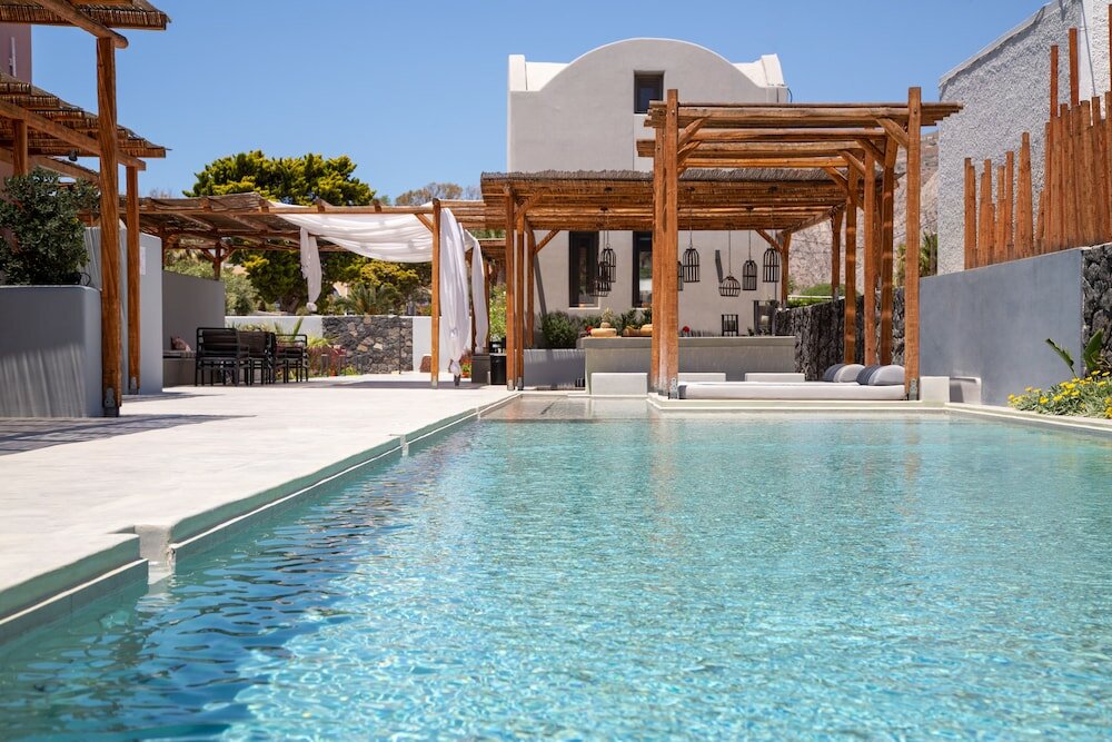 Фото Terra Nera Suites Santorini