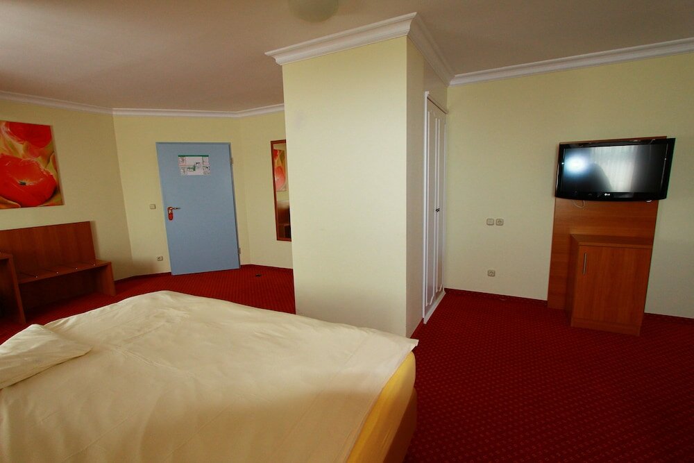 Фото Abasto Hotel Eichenau