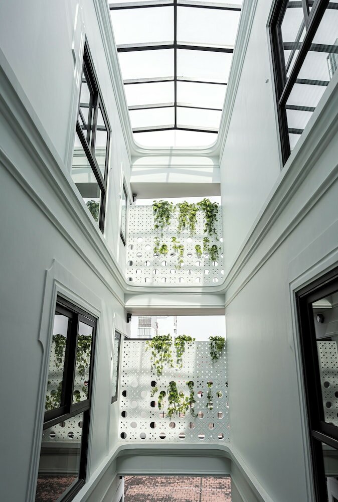 Фото Paradise Suites Nguyen Khuyen