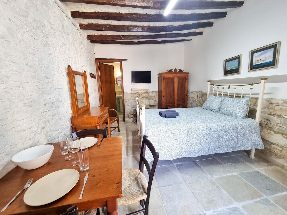 Фото Athena's Pool Oasis