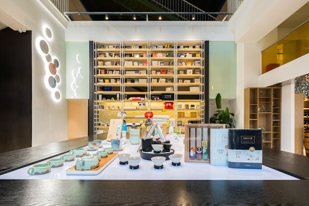 Фото Rezen Sunbow Hotel