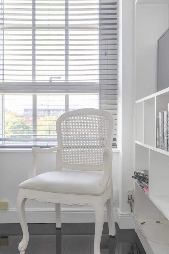 Фото Chic and Cosy 1bd Flat - Bethnal Green