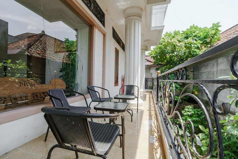 Фото RedDoorz Syariah near Lahat Station