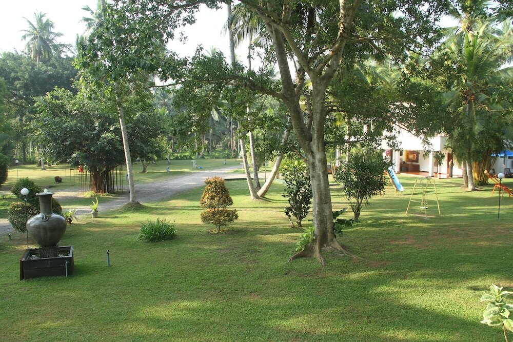 Фото Oreeka - Katunayake Airport Transit Hotels