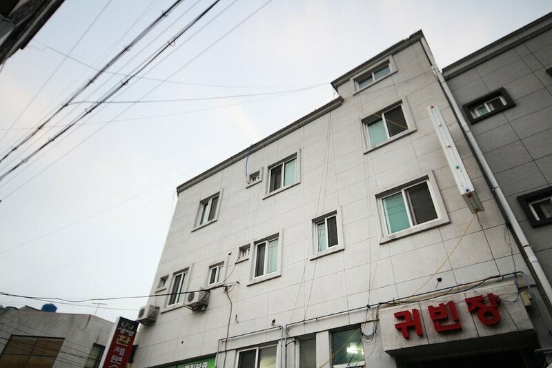 Гостиница Gwangyang Gwibinjang