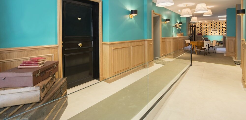 Фото Suites and Hotel Helzear Champs Elysees