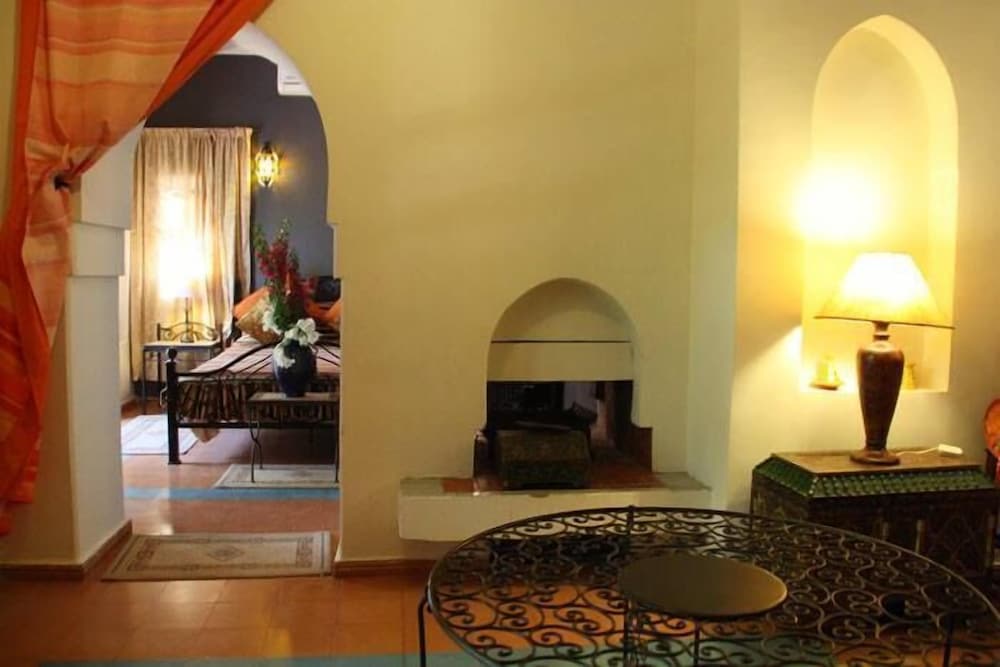 Фото Maison Boughdira