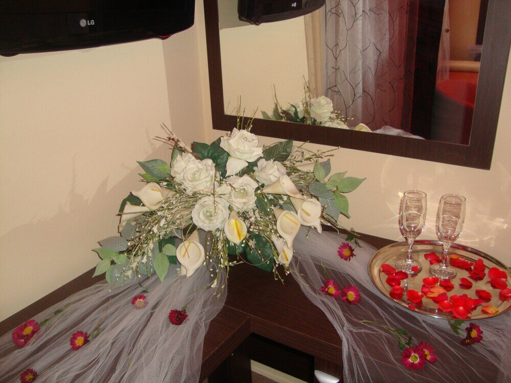 Фото Hotel Emporiko