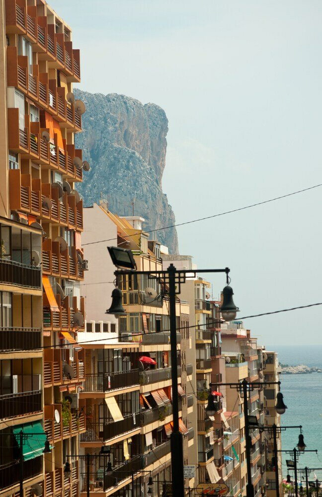 Фото Apartamentos la Reina