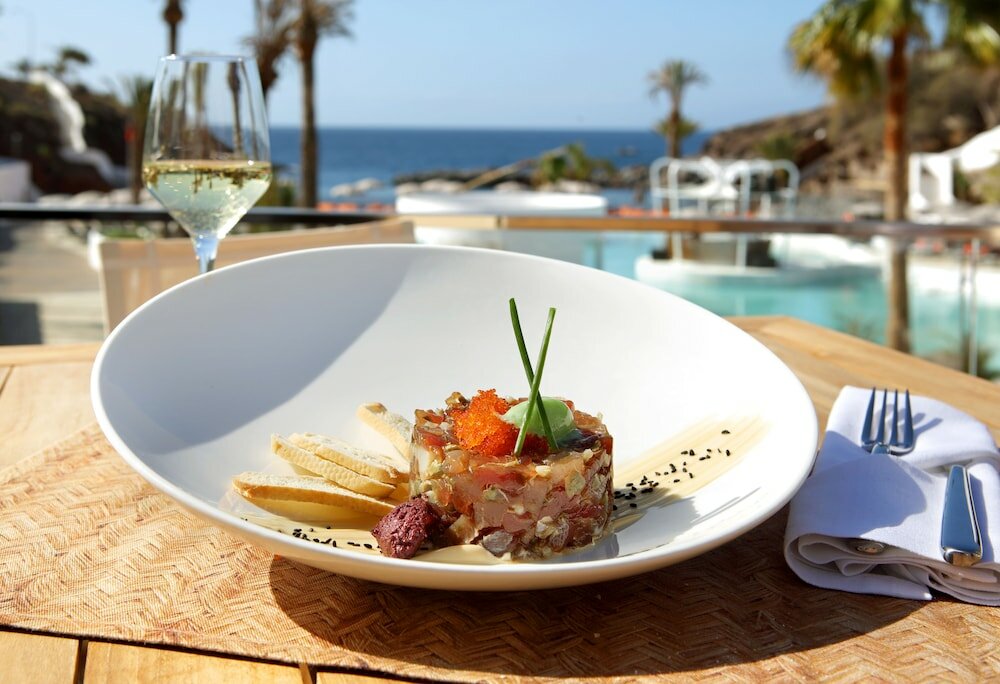 Фото Hard Rock Hotel Tenerife