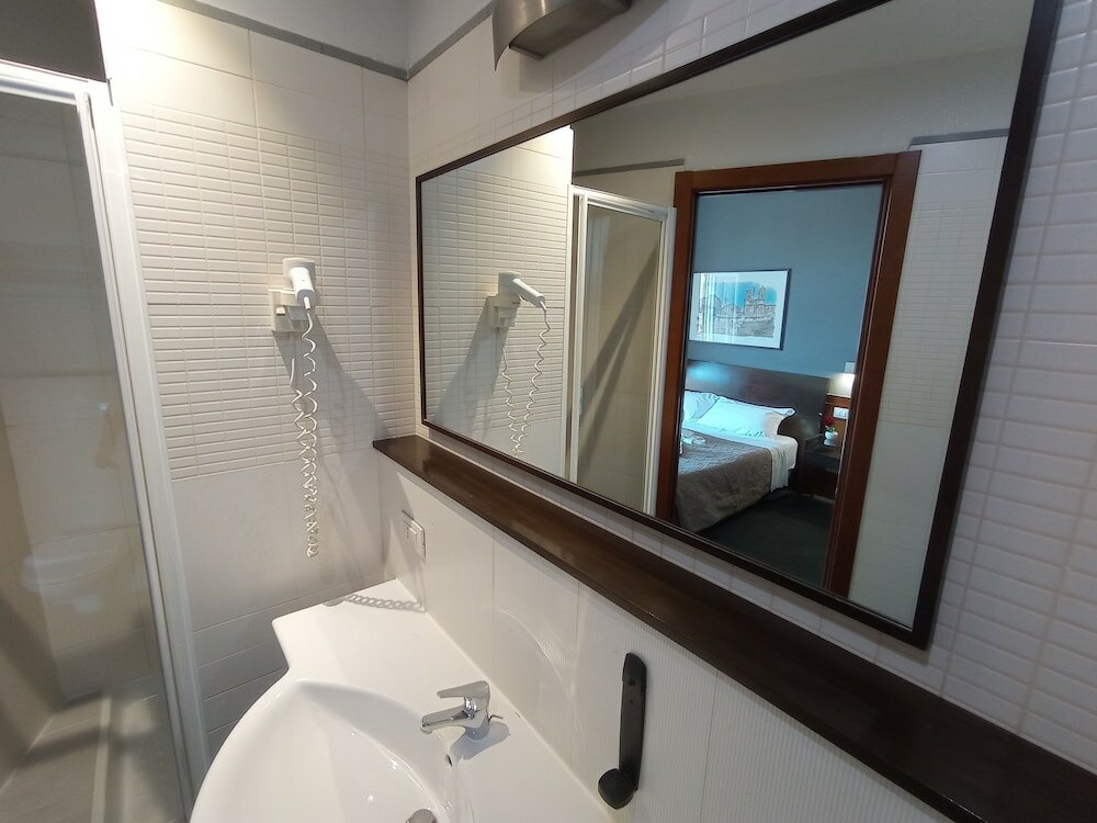 Фото Romalive Hotel