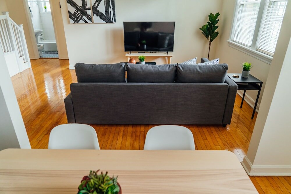 Фото Chic & Pristine 1br Apt in Marshfield