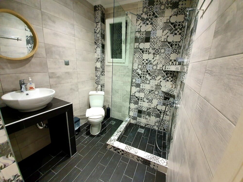 Фото Cosmopolitan Apartments Nilie Suites & Aprts