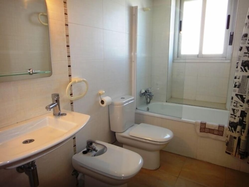 Фото Apartamentos Pompeya 46