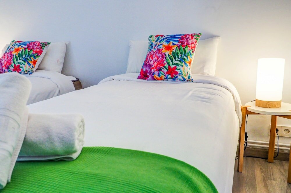 Фото Sitges Group Blue and White